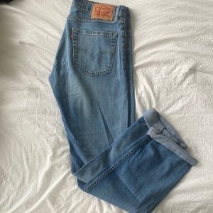 Levi's light wash boyfriend jean